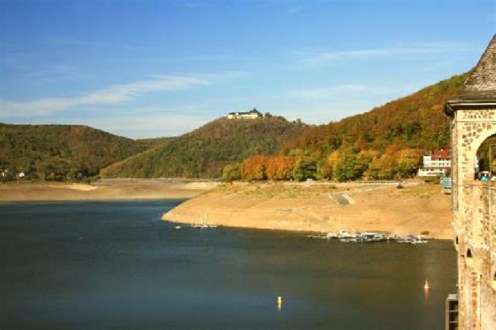 escort Hemfurth-Edersee