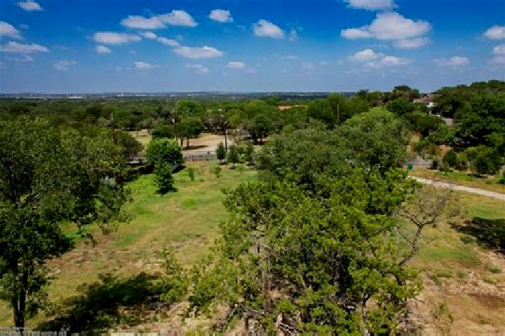 escort Hill Country Village