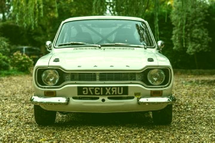 escort Hindley