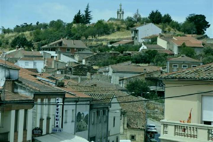 escort Hinojosa de Duero
