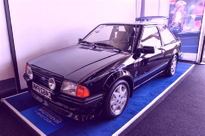 escort Hlusovice