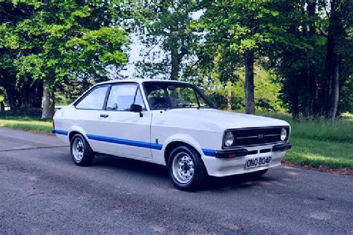 escort Hollis