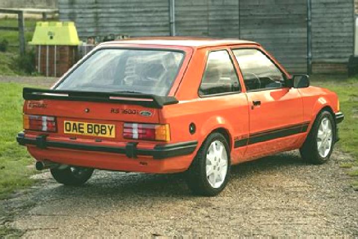 escort Hollymead
