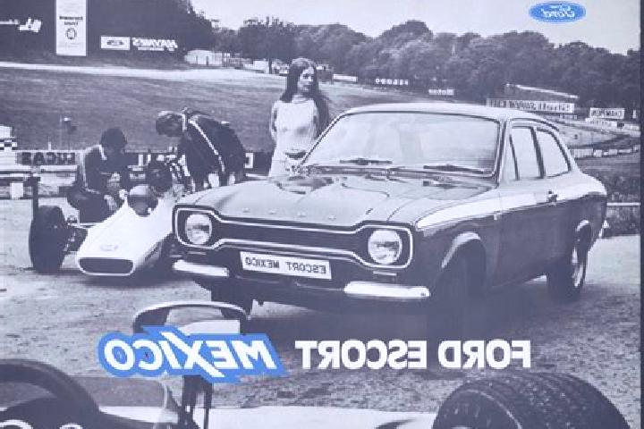 escort Holroyd