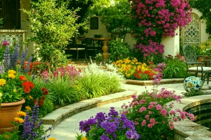 escort Home Gardens