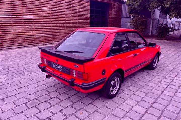 escort Hornu