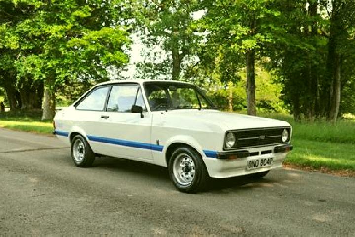 escort Houeilles