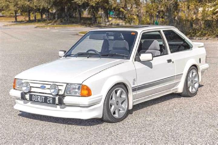 escort Howwood