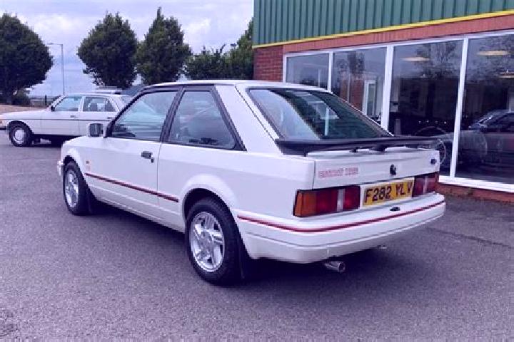 escort Huaniao