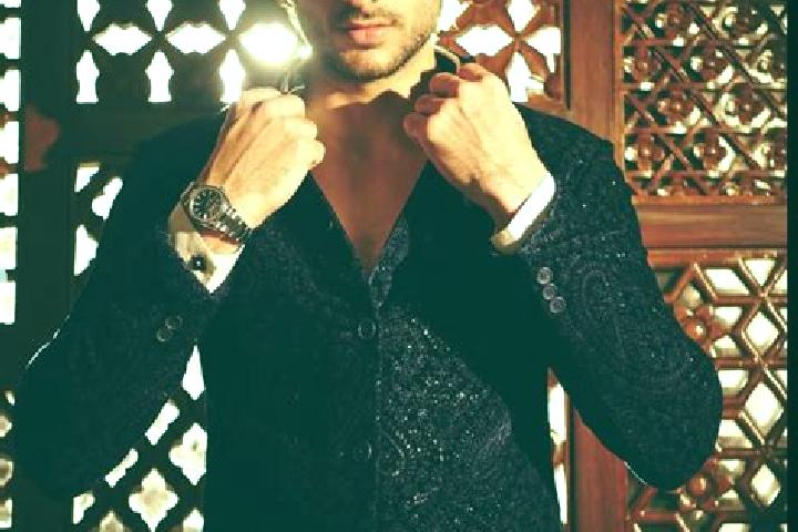 escort Ibrahim Khan