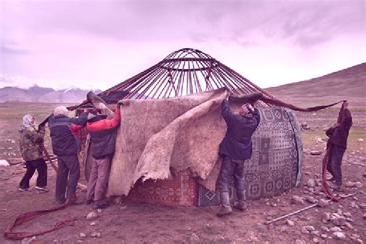 escort Ilaskhan-Yurt
