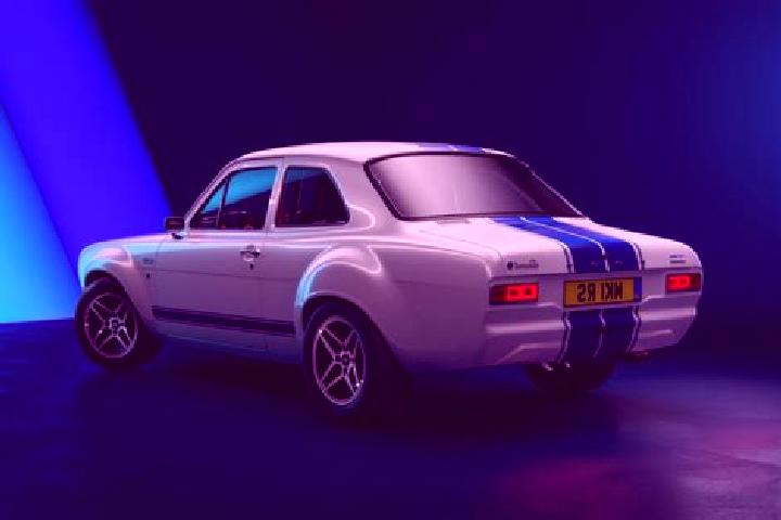 escort Iyo