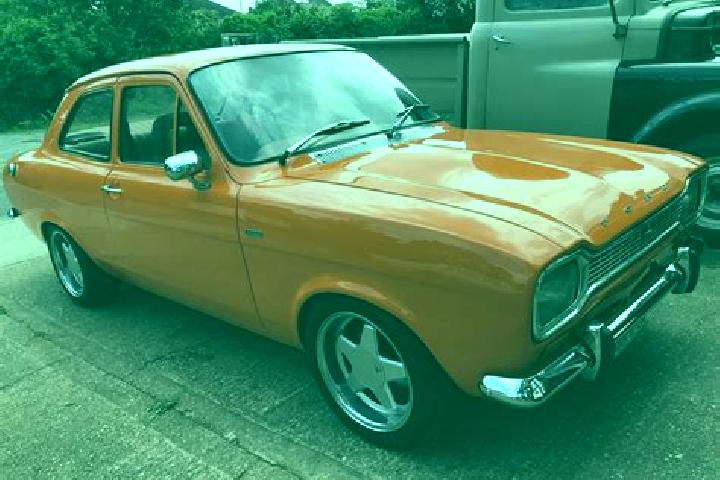 escort Joldesti