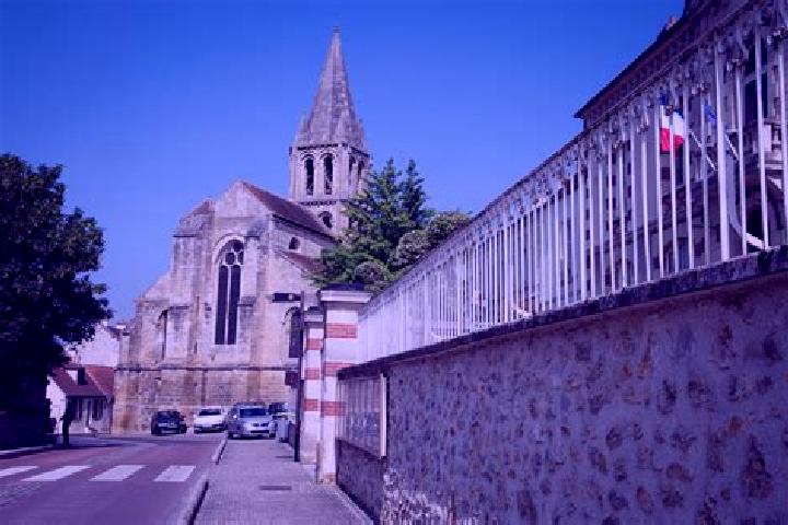 escort Jouy-le-Moutier