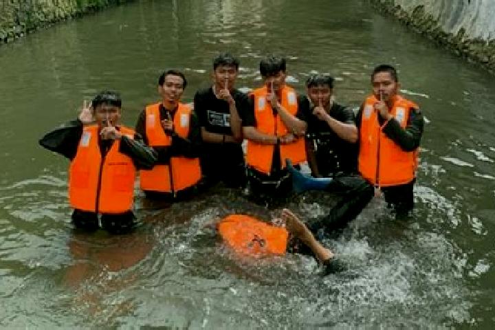 escort Kalangsari