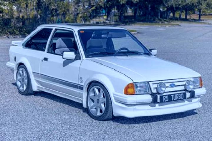 escort Kapsoit