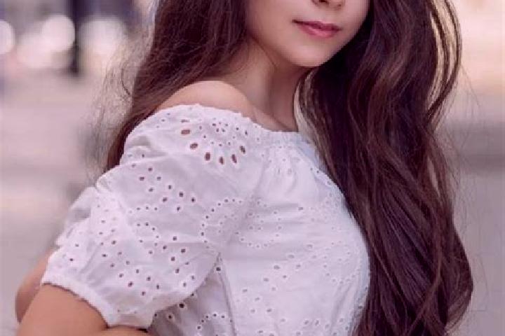 escort Karlin