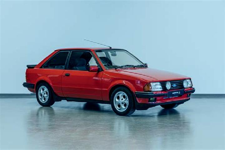 escort Karuri
