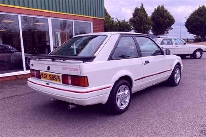 escort Katuli