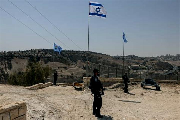 escort Kefar Adummim