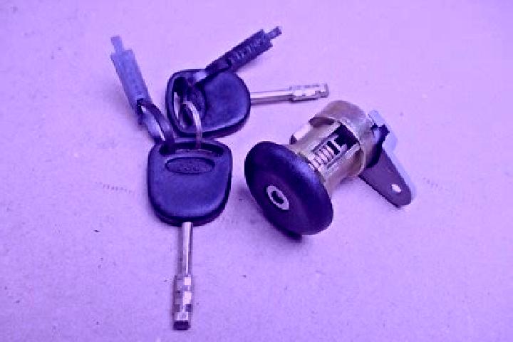 escort Keys