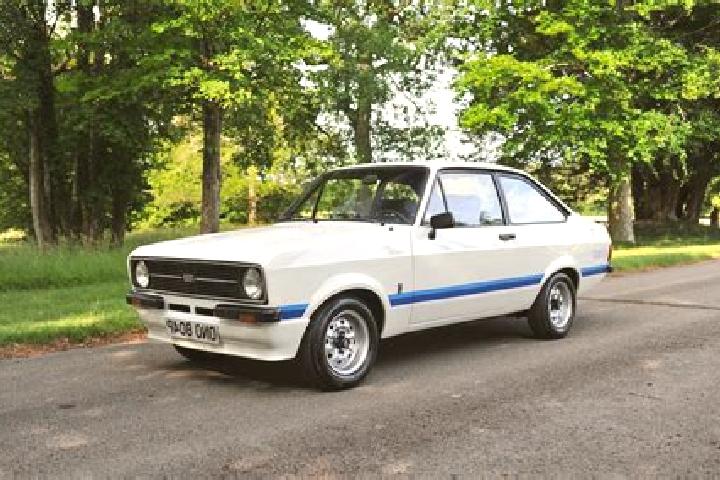 escort KfarWarburg