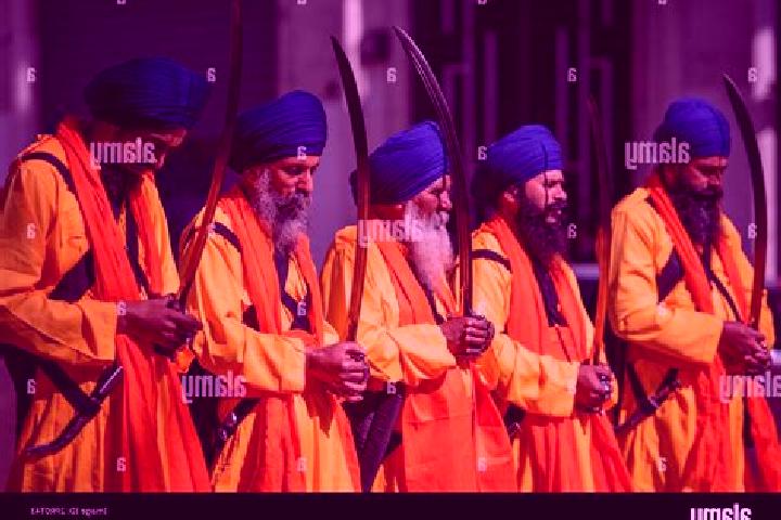 escort Khan Sahib