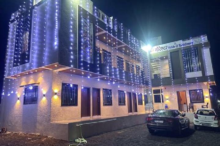 escort Khuldabad