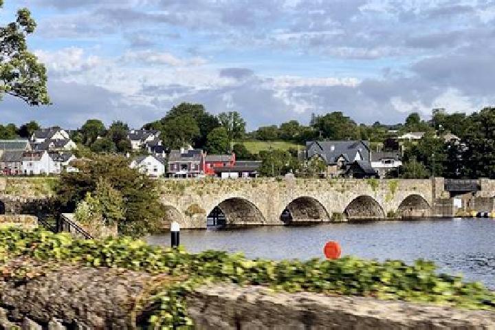 escort Killaloe