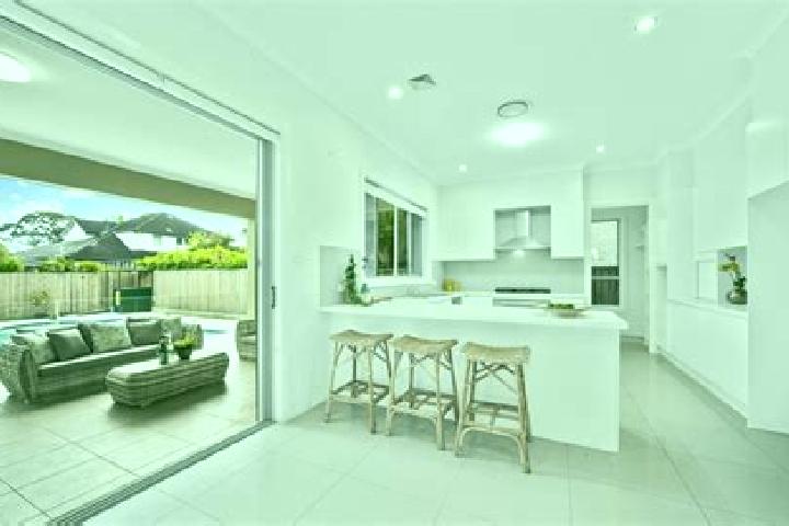 escort Killarney Heights