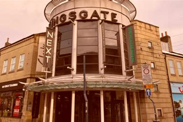 escort Kingsgate
