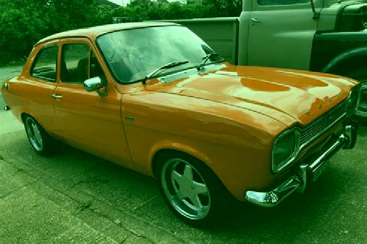 escort Kinsham