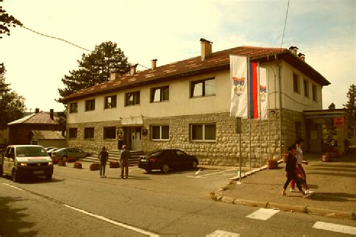 escort Knezevo