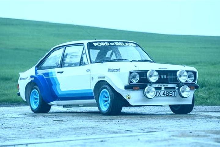 escort Komancza