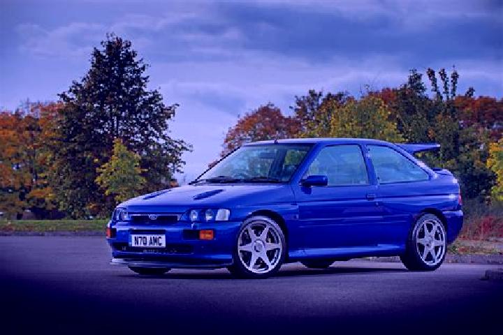 escort Komchen