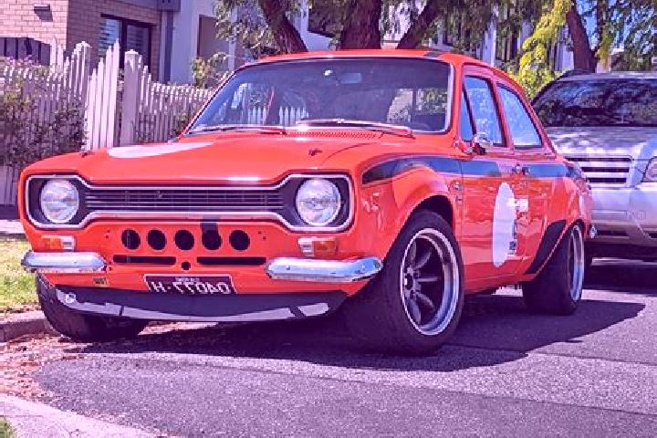escort Kompolt