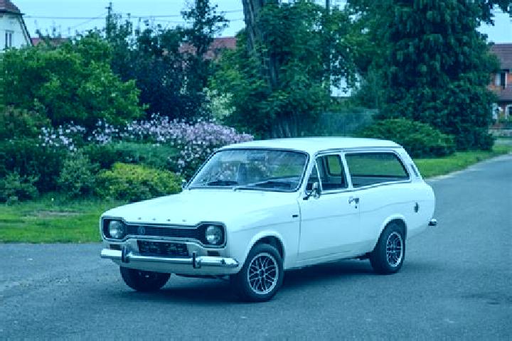 escort Kouts
