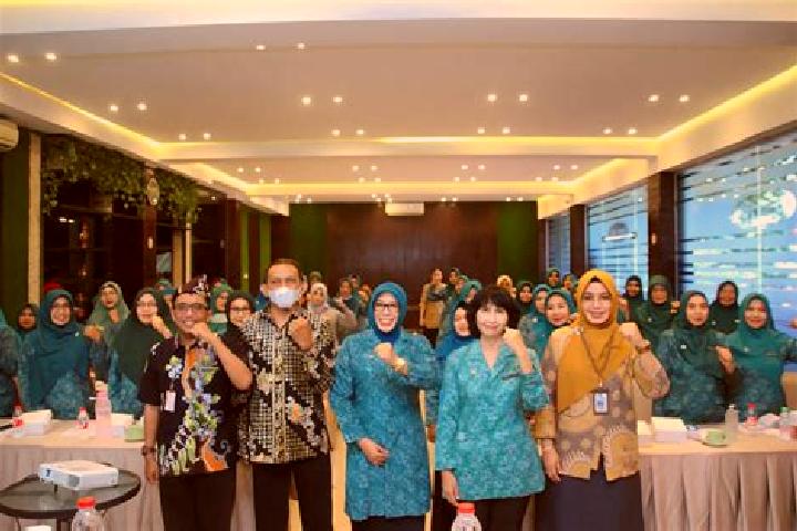 escort Krajan Kulon