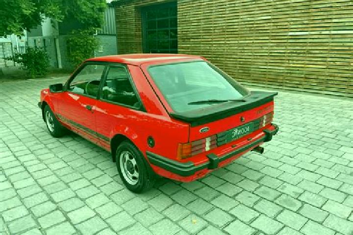 escort Kuxeb