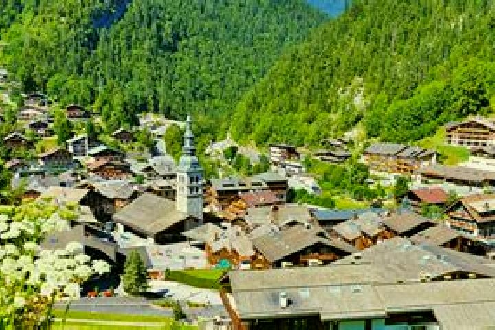 escort La Clusaz