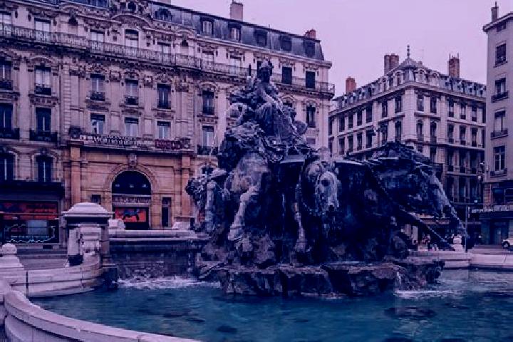 escort La Fontaine