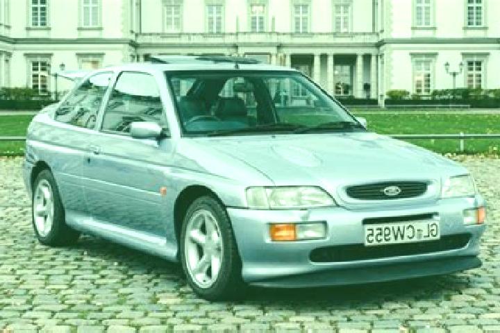 escort La Menitre
