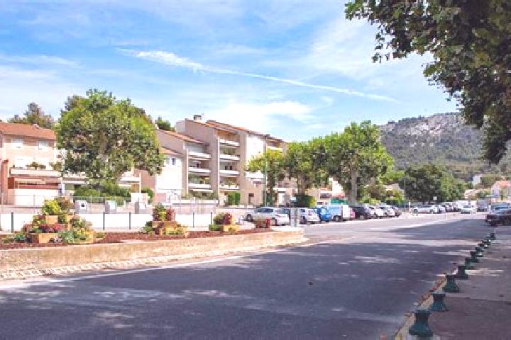 escort La Penne-sur-Huveaune