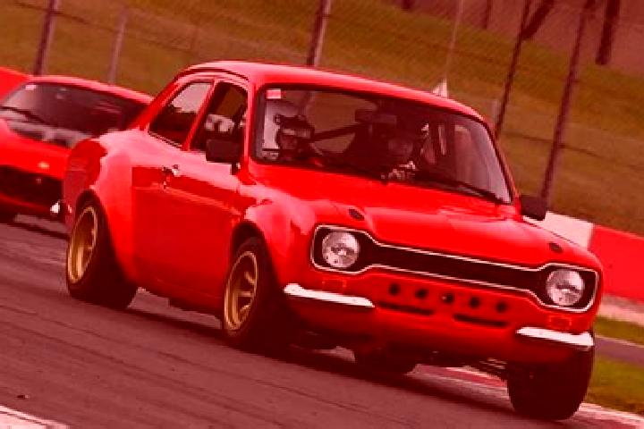escort La Rouge
