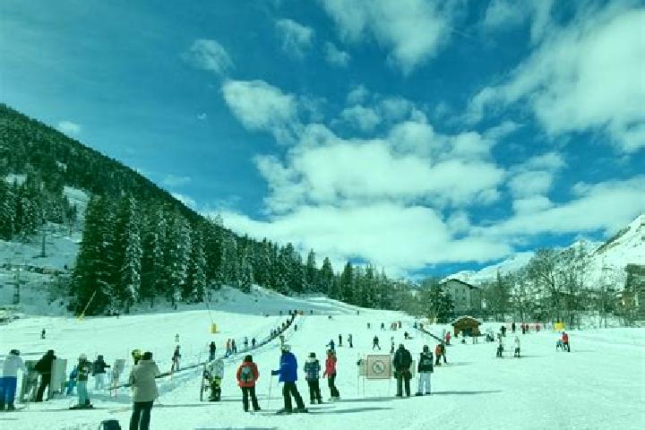 escort La Thuile