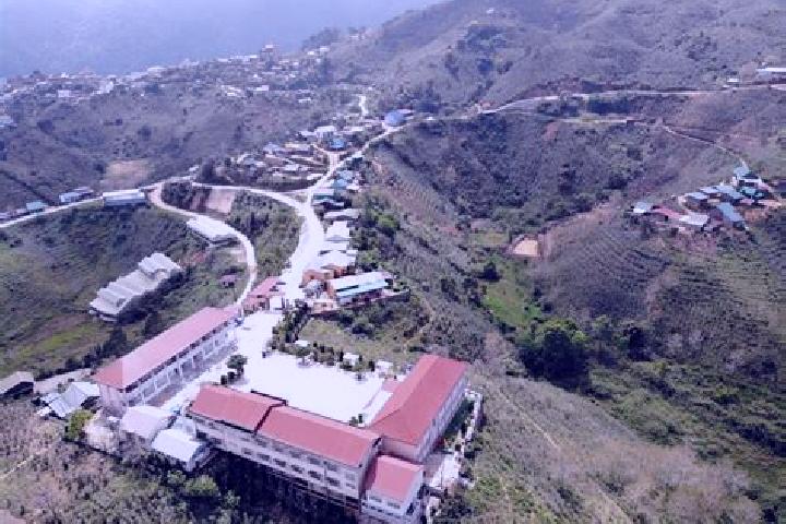 escort Lac Duong