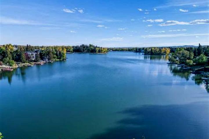escort Lake Bonavista