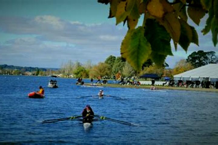 escort Lake Wendouree