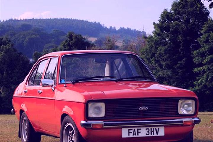 escort Launac