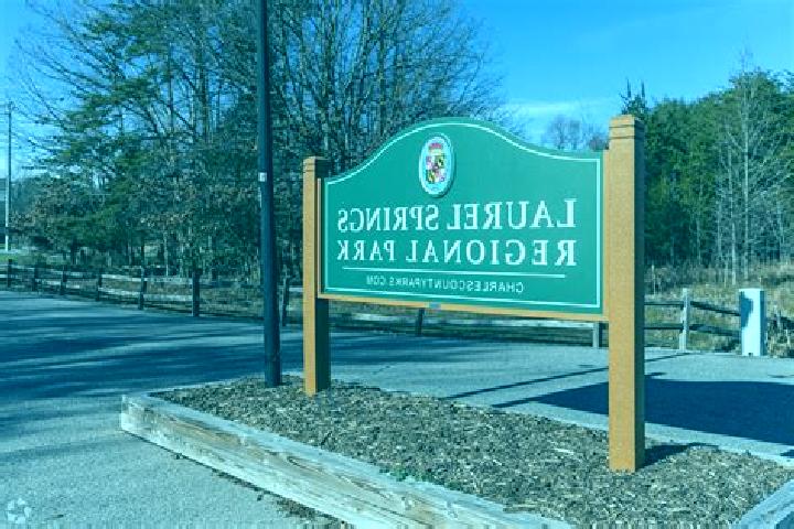 escort Laurel Springs